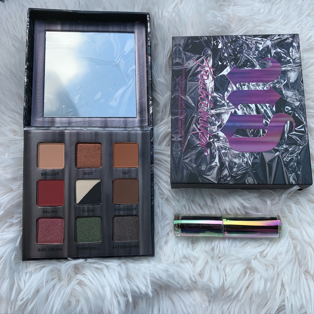 ❌SOLD❌Urban Decay Trouble Maker palette w/ mascara - Picture 2 of 3